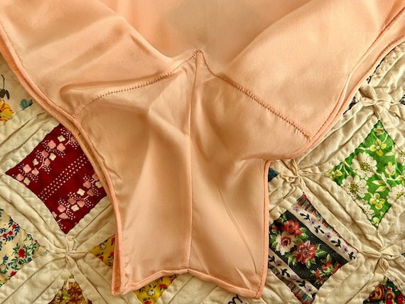 Gorgeous 1920's Peach Silk Rayon Tap Pants Linger… - image 7