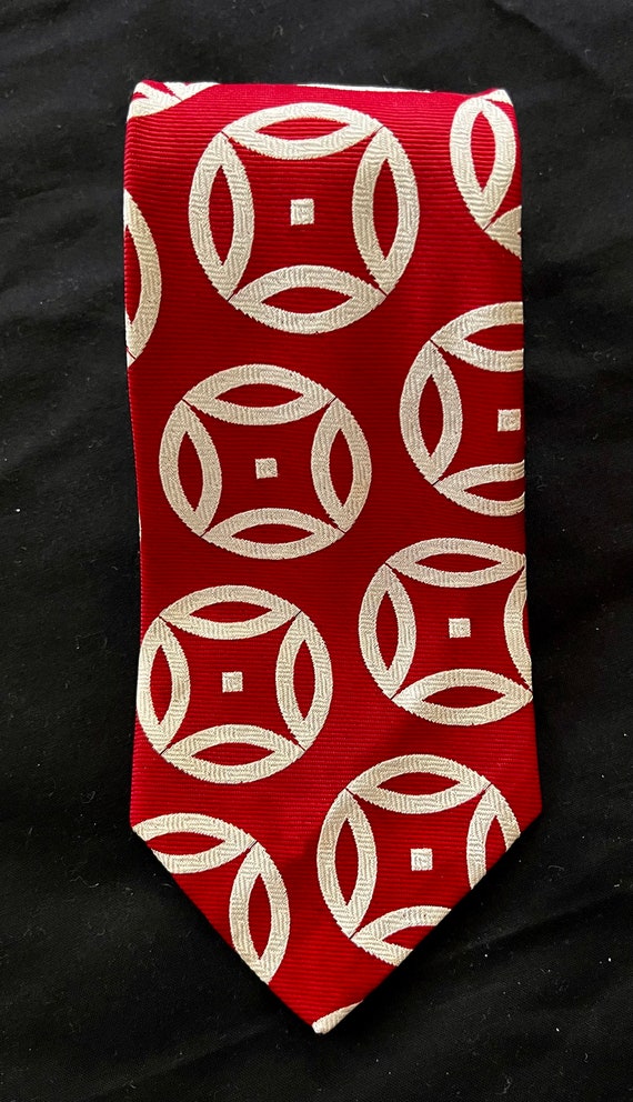 1970s Red Silk Brocade Wide Necktie by Famous Bar… - image 3