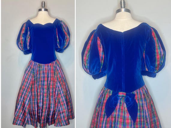 blue and red velvet dress Film Noir Gown and Turbanette in Blue Velvet
