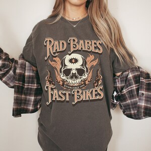 rad babes fast bikes graphic tee | biker tee | trendy aesthetic retro comfort colors tee |