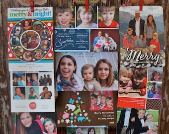 Vintage Inspired Clip Rack with "Merry Christmas" Magnet