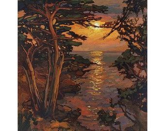 Op de afbeelding: Een schilderij van een zonsondergang boven de oceaan met een eenzame cipresboom op de voorgrond. De lucht is een levendig oranje en geel, en het water is diepblauw. De boom is geschetst tegen de lucht, en zijn takken reiken naar de zon.