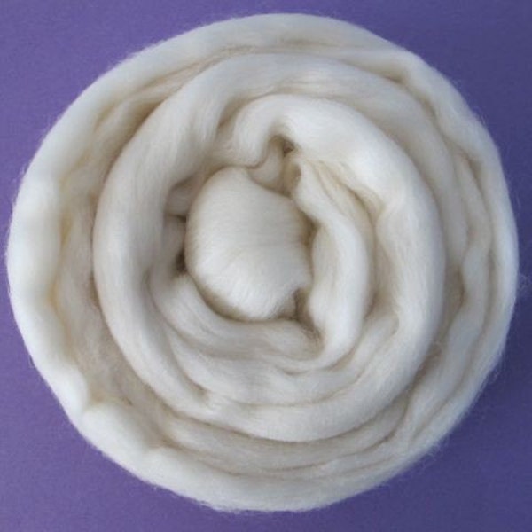 Superfine Merino Wool Top 8oz