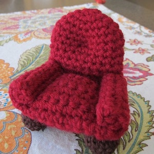 The Easy Chair - Doll House Furniture - Miniatures - Amigurumi - PDF Crochet Pattern