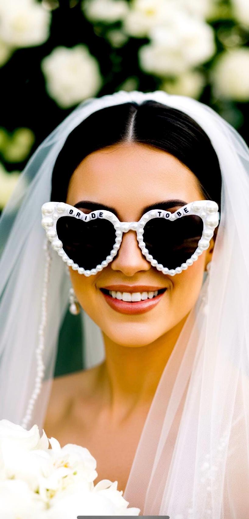 ?Women White Heart Bride To Be Bachelorette Fashion Bride Gift Pearl Sunglasses Amazon.com: Saysurey 10 Pcs Bachelorette Party Sunglasses  main image 3