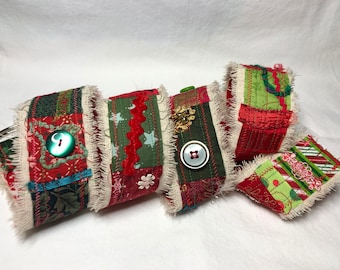 Boho Canvas Belt, Christmas Belt, Green and Red Textile Art Belt, Patchwork Fabric Belt, OOAK Belt, D Ring Fabric Canvas Belt