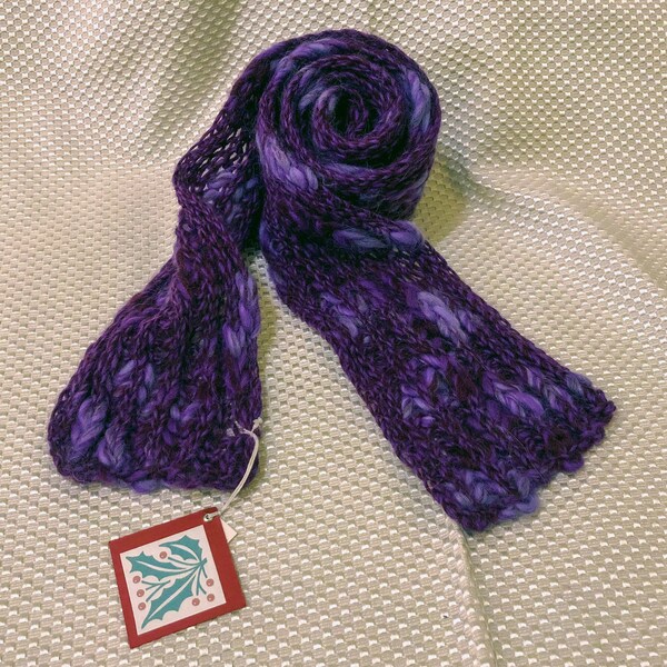 Scarf - Hand Knit - variegated purple, thick and thin yarn, hip-hop pattern