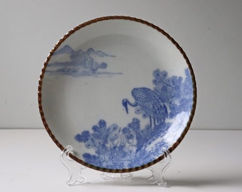 Assiette bleue et blanche grue oiseau igezara japonaise de 7 2/8 po. ; assiette en porcelaine antique, chinoiseries (PS-B)