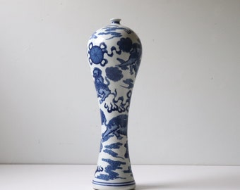 Chinese Blue and White Tall Dragon Porcelain Vase Signed