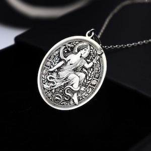 Collana Hygieia in argento sterling 925, talismano del benessere