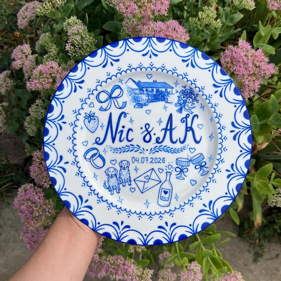 Hand Drawn Wedding Plate, Personalized Names & Date, Custom Porcelain Gift for Newlyweds