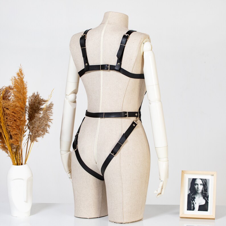 Full Body Leather Harness, Caged Leather Harness, Leather Body Wear ...