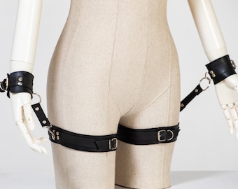 Handmade Vegan Leather Thigh Cuffs Harness Set