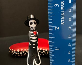 Day of the Dead* Dia de los Muertos*  Miniature Skeleton Figurine for Mini Ofrenda Nicho