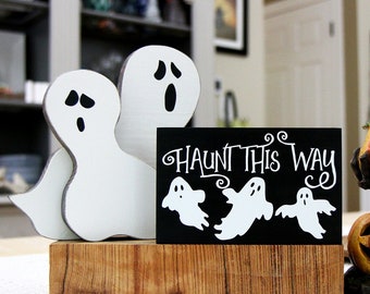 Halloween Tiered Tray Sign | Haunt this way with Ghosts