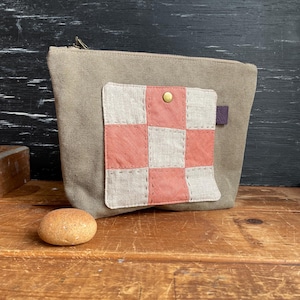 Bolso de mano de lona marrón y rosa con 9 parches, bolsa cuadrada con cremallera, bolso de mano de cuero estilo pastoral con patchwork, bolso de maquillaje rústico