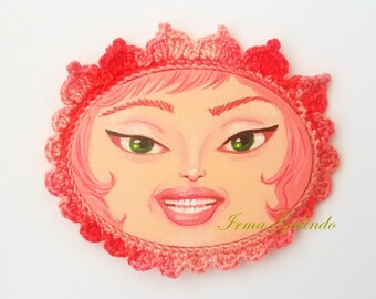 Miniature Painting Girl with Crocheted Frame color Coral Pink