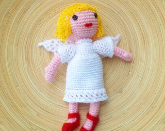 Amigurumi Little Angel with red shoes