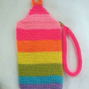 Crocheted Rainbow Cellular Pouch image 4