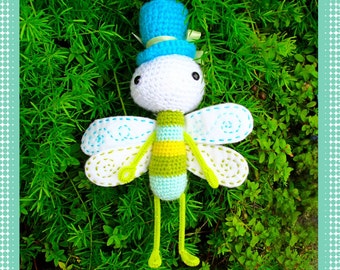 Amigurumi Dragonfly Art Doll with top hat and bendable legs and arms color blue, green and yellow