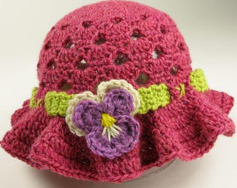 Cappellino pasquale all'uncinetto con viola del pensiero per neonati e bambini piccoli - Schema digitale in PDF da scaricare