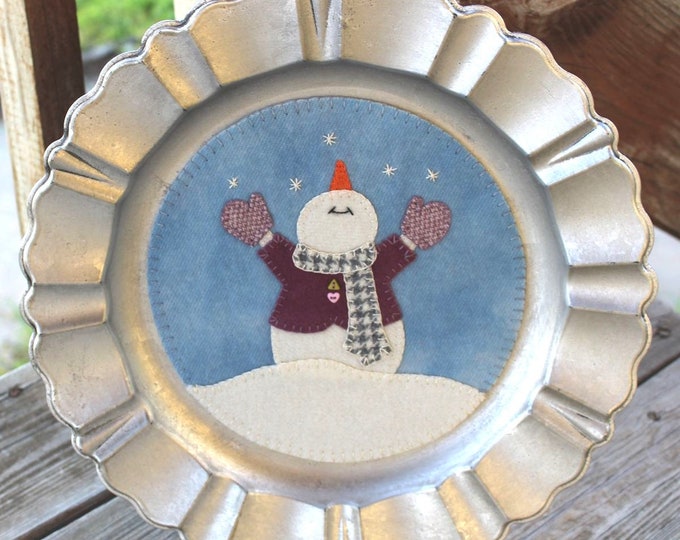 First Snow Wool Charger - Applique Snowman Winter Pattern - Felted Wool Applique - Print Pattern