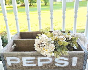 Vintage Rustic Farmhouse Pepsi Crate:  Primitive and Naturally Worn Carrying Tray