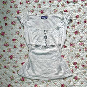 Burberry blue label white women&#39;s tank top vintage