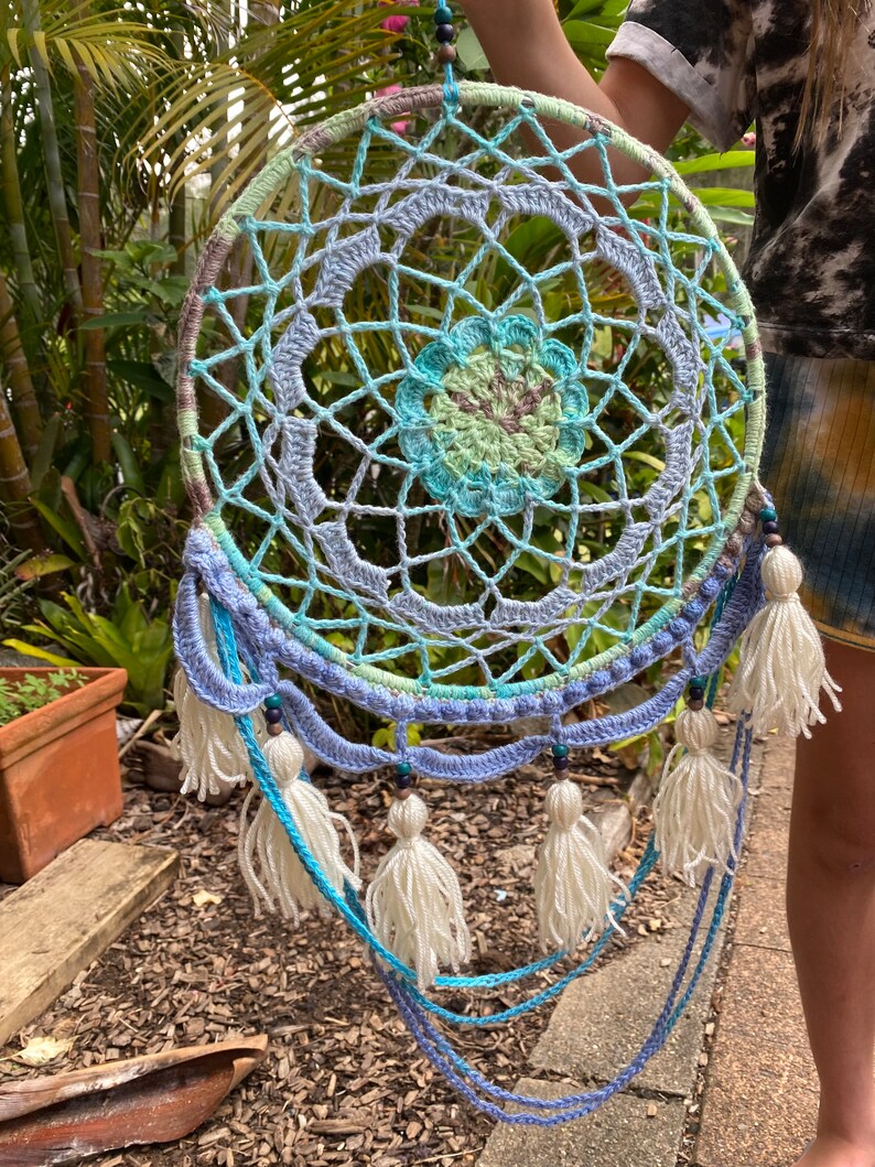 Tender Dream Catcher boho crochet wall hanging, crochet dreamcatcher image 2