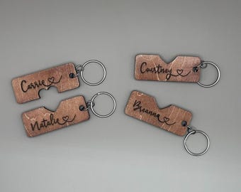 Personalized Mother Daughter Keychain Set: Engraved Wooden Heart