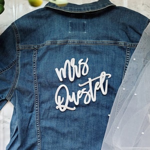 2 pcs | Custom Mrs Jacket embroidery Name Iron on Patch | Personalized Last name Mrs Bride to be Wedding Bridal Bachelorette Veil Denim Box