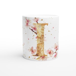 Caneca I dourada - 11 onças, iniciais, nome, iniciais douradas, presente para ela, presente de dama de honra, presente de dia das mães, café