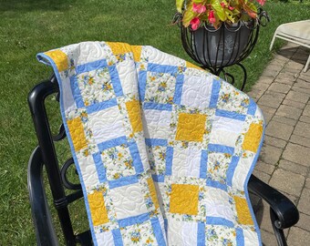 PDF Simple Baby Quilt, lap size,blue and yellow baby room decor design, Highland Breeze by Donna Westerkamp