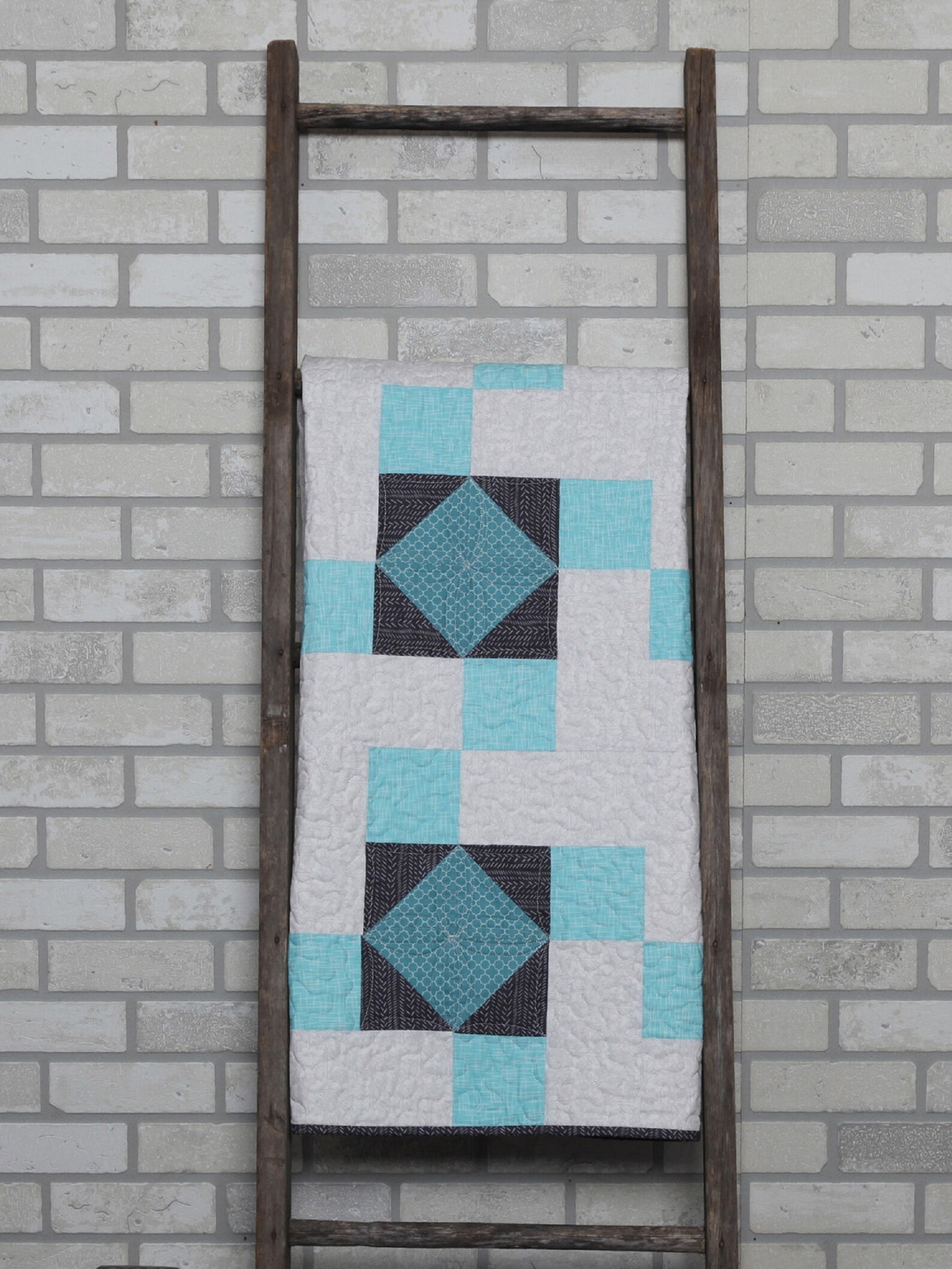 PDF Easy Modern Baby Quilt Pattern Crib Size PDF Download Etsy Canada