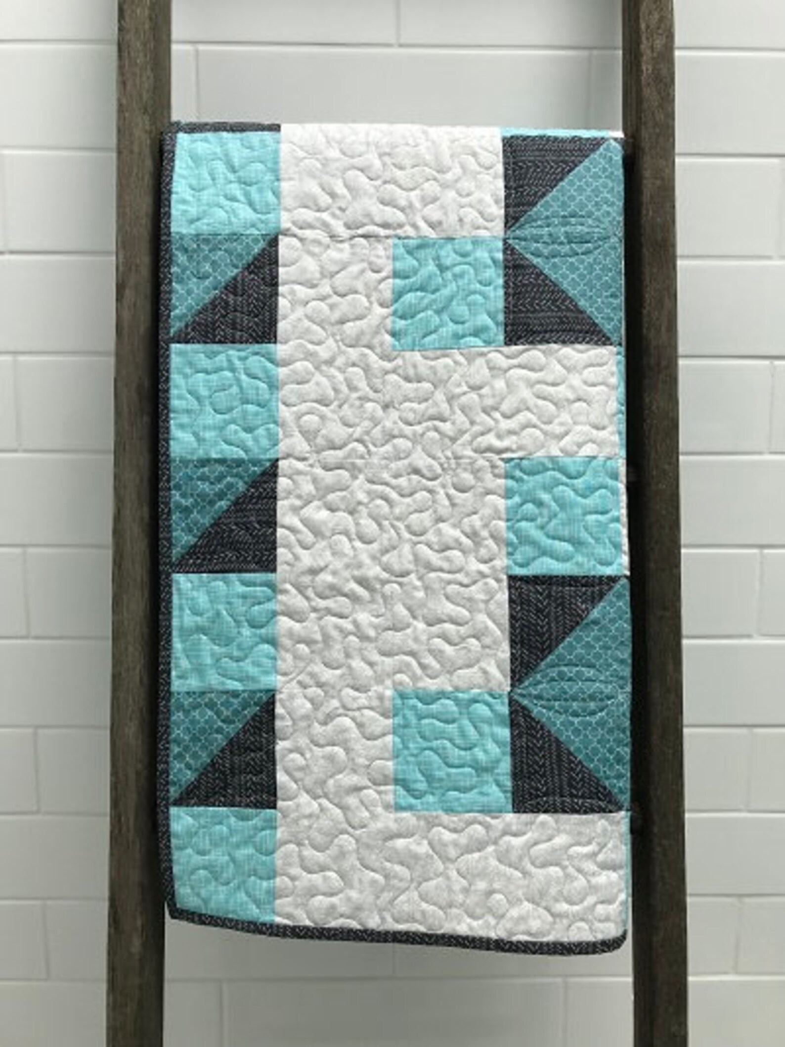 PDF Easy Modern Baby Quilt Pattern Crib Size PDF Download Etsy Canada
