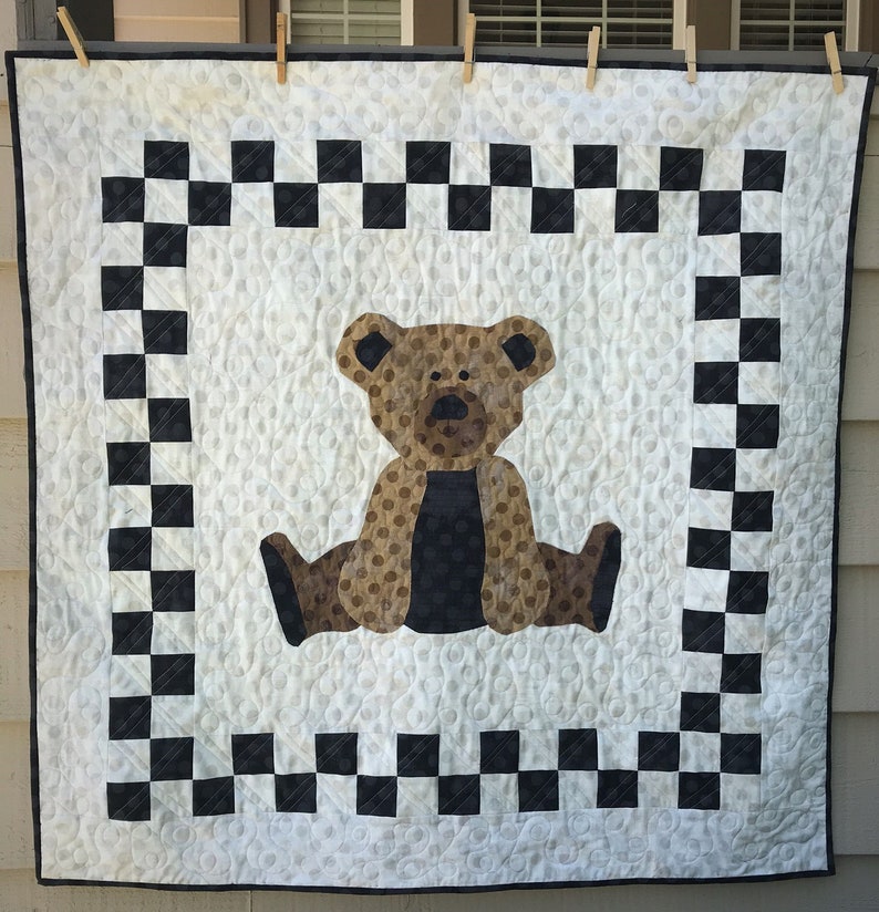 DIY Digital Download Gift, PDF Simple Baby Bear Applique' Quilt Pattern, Wall Hanging Size 46-inch Square, Full Size Templates Included image 2