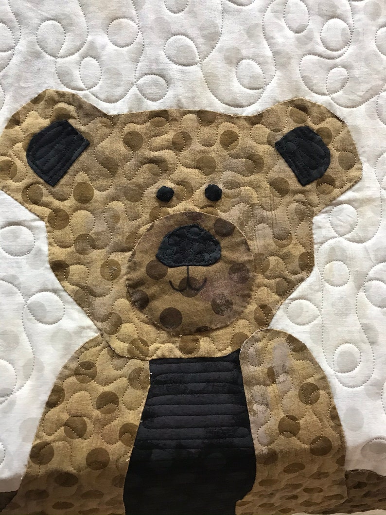 DIY Digital Download Gift, PDF Simple Baby Bear Applique' Quilt Pattern, Wall Hanging Size 46-inch Square, Full Size Templates Included image 4