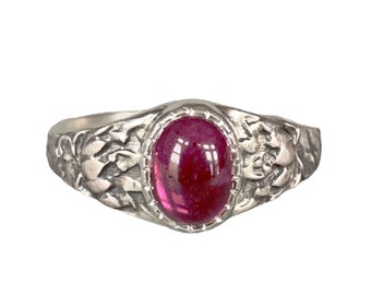 Lotus Signet ring with pink Tourmaline