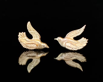 14K Gold Tiny Bird Stud Earrings