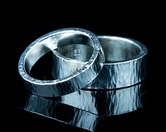Wedding Bands in Sterling Silver, Hammered Bands, Set, pair of Rings