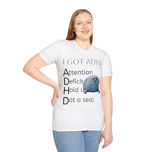シールコア ユニセックス ソフトスタイル Tシャツ、シールグラフィックTシャツ、オーシャンラバーギフト、ビーチシャツ、シールアニマルプリントTシャツ、シールアートシャツ