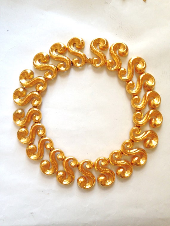 Ormolu//Gold Necklace //Hollywood Regency //Rococ
