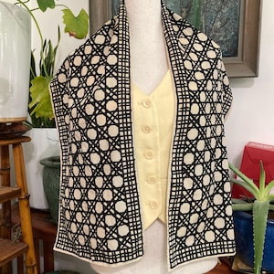 Vera Neumann scarf, 70s, Geometric. polyester, rectangle, FABULOUS, Made in Japan