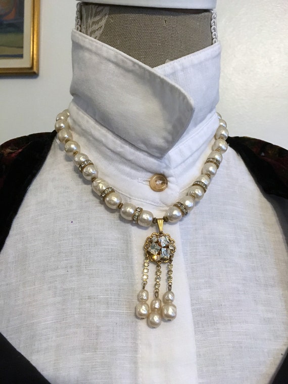50s// Pearl Necklace//Mabe Pearl// Crystal Necklac