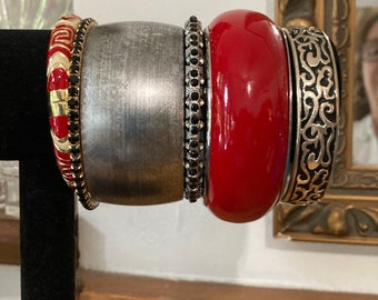 6/Stack of Bangles/ Red, Silver, and Black/ Vintage Bangle Stack