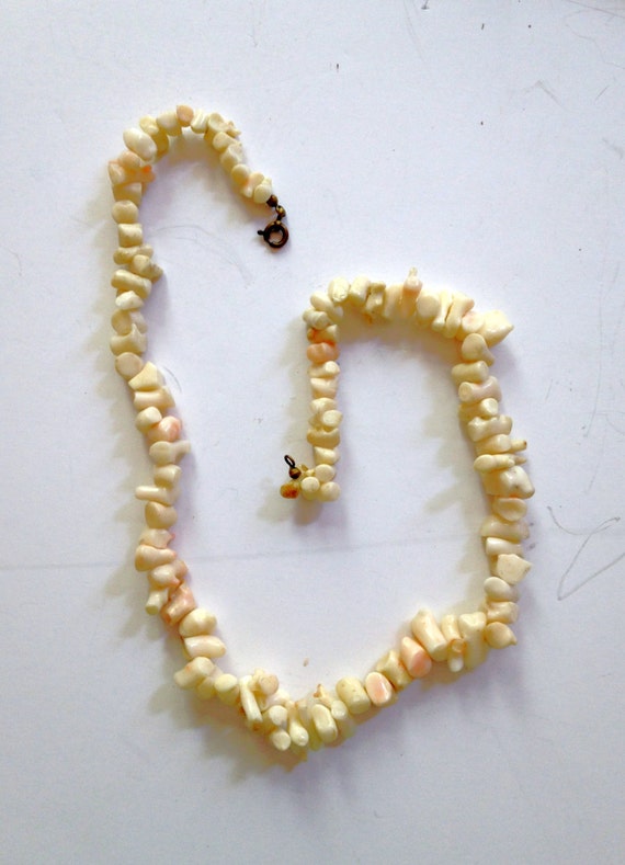 Angel Skin Coral Necklace//Vintage Branch Coral Ne