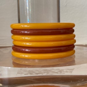 6/Vintage Lucite Bangles/ Bangle Stack/ Lucite Bangles/ Bangle Lot / Lucite Spacer Bangles
