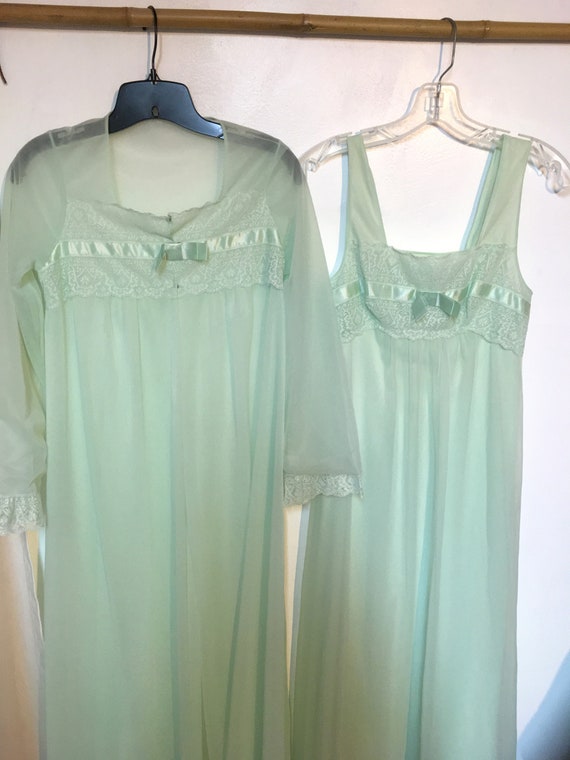 50s// Nightgown// Robe //Set//Peignoir// Size 32//