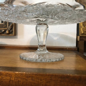 Cake Stand/1910 / Antique Cake stand/Indiana Glass/ Prosperity Cake Stand/Cake Plate/ Ferris Wheel/ 9 3/8&quot; Cake Stand