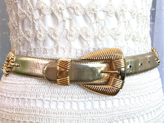 80s//Gold Leather Belt//Size S//Size M//Gold Belt